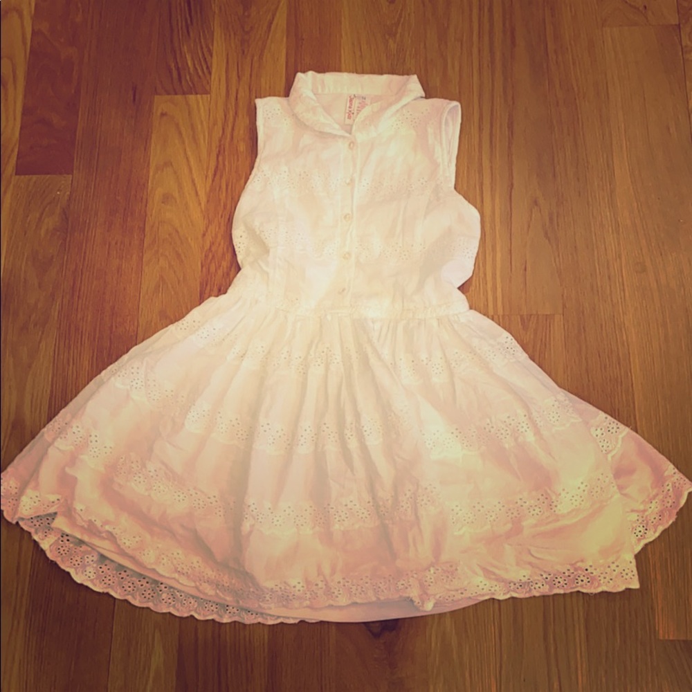 White dress with lace